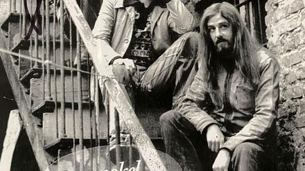Bassist "Speiche" (vorne rechts) und seine Band Monokel, die in der DDR berühmt war.