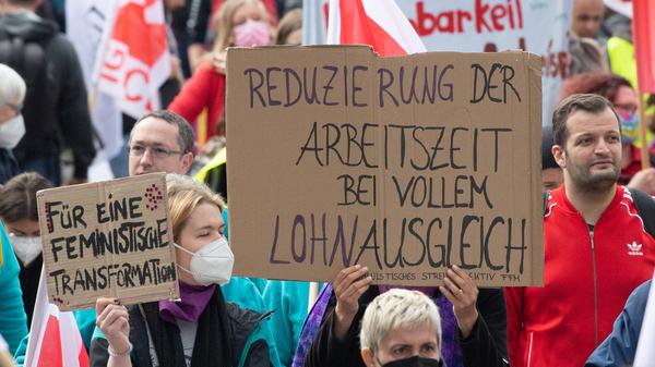 Der DGB ruft zu Demonstrationen in Brandenburg am 1. Mai auf. Symbolfoto