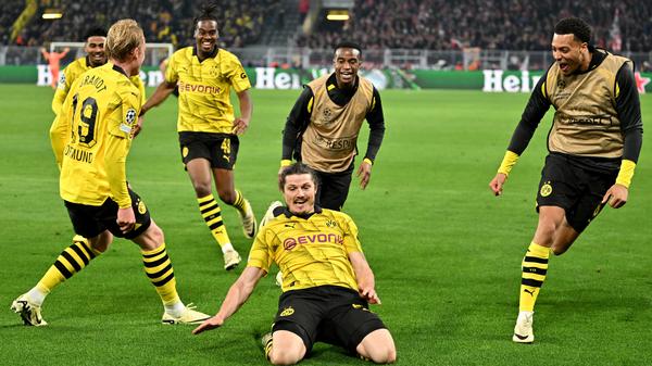 Dortmund träumt von der Rückkehr nach Wembley, auch dank eines überragenden Marcel Sabitzers (Mi.).