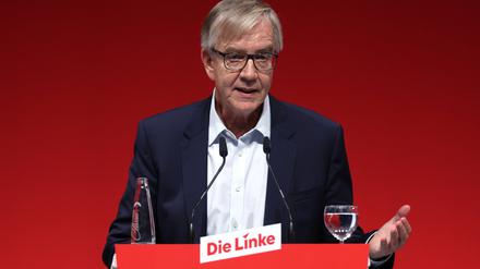Dietmar Bartsch, Fraktionsvorsitzender der Partei Die Linke, spricht auf dem Parteitag.