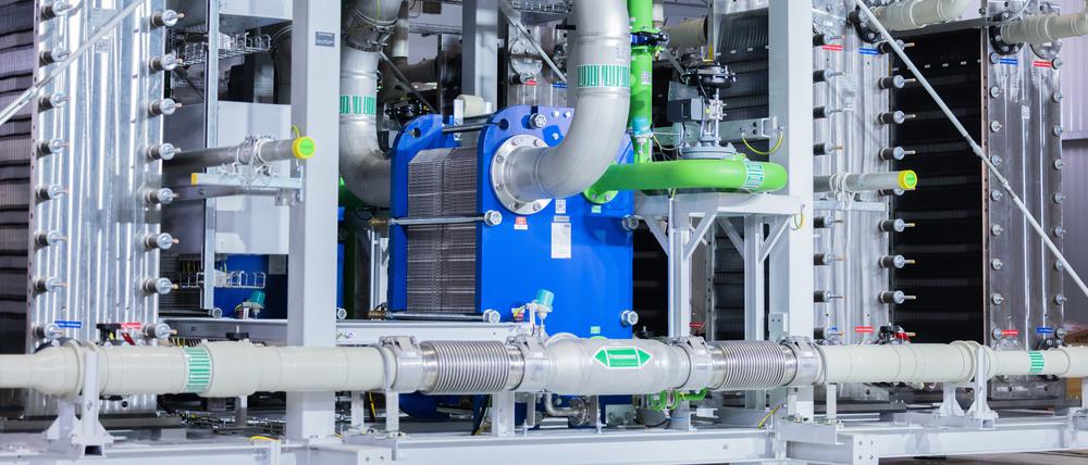 Elektrolyseur für die Herstellung von grünem Wasserstoff bei Air Liquide.