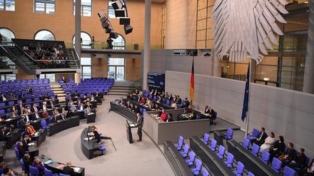Der Bundestag hat mehrheitlich für die Verabschiedung des Haushalts gestimmt.