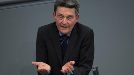 Rolf Mützenich, Fraktionsvorsitzender der SPD, spricht während der 157. Sitzung des Bundestages. 