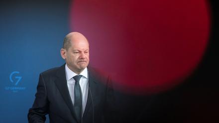 German Chancellor Olaf Scholz attends a news conference with Austrian Chancellor Karl Nehammer at the Chancellery in Berlin, Germany, March 31, 2022. Steffi Loos/Pool via REUTERS