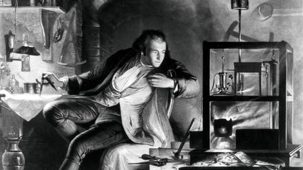 James Watt in seiner Werkstatt. James Watt hat die Dampfmaschine entscheidend verbessert. Das Patent für seine Erfindung erhielt Watt am 5. Januar 1769. Ein Datum, das als Beginn der Industriellen Revolution in die Geschichte einging. 