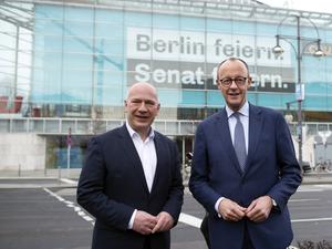 Berlins zur CDU-Bundesspitze: Regierender Bürgermeister Kai Wegner und Friedrich Merz.
