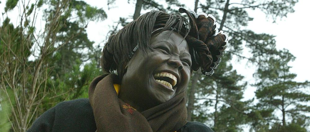 Wangari Maathai (1940-2011) erhielt als erste afrikanische Frau einen Friedensnobelpreis.