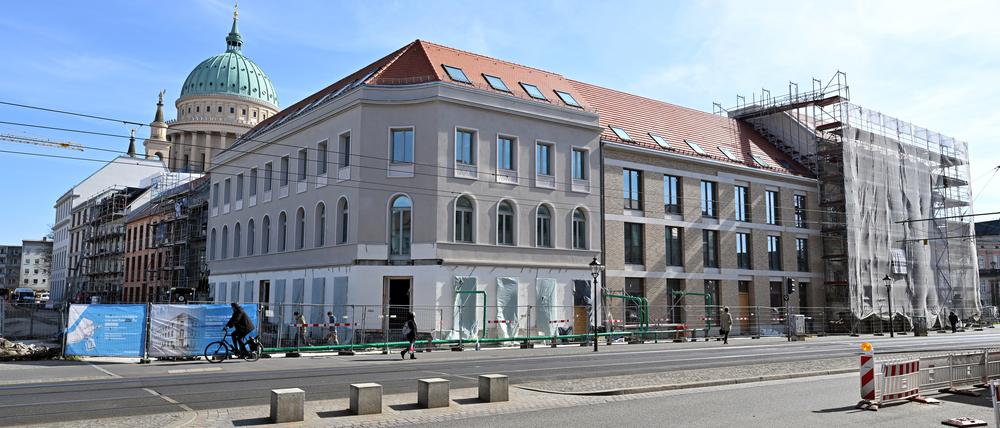 Neue Mitte Potsdam: Blick auf das Eckhaus an der Erika-Wolf-Straße.
