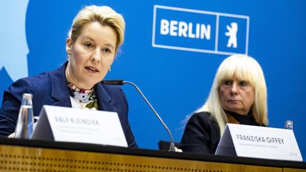 Bei den Koalitionspartnern stoßen die Pläne von Berlins Regierender Bürgermeisterin Franziska Giffey und Innensenatorin Iris Spranger (beide SPD) auf Skepsis. 