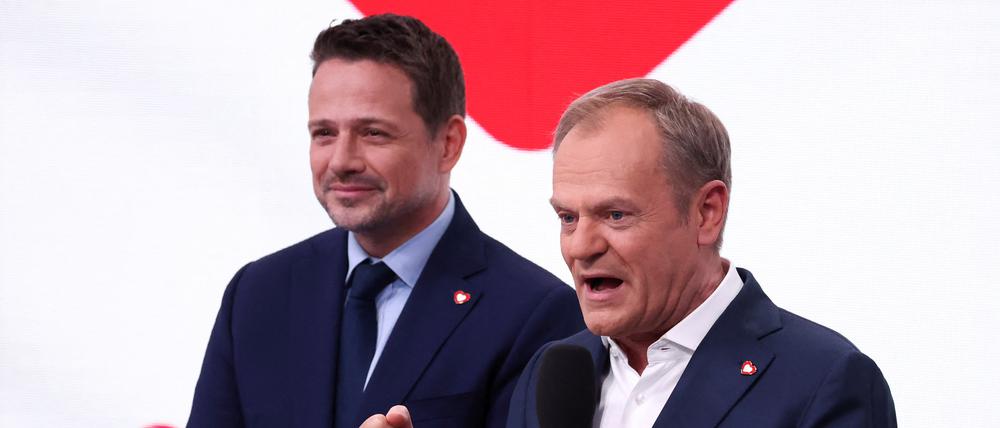 Polens Premierminister Donald Tusk mit dem Bürgermeister von Warschau, Rafał Trzaskowski.