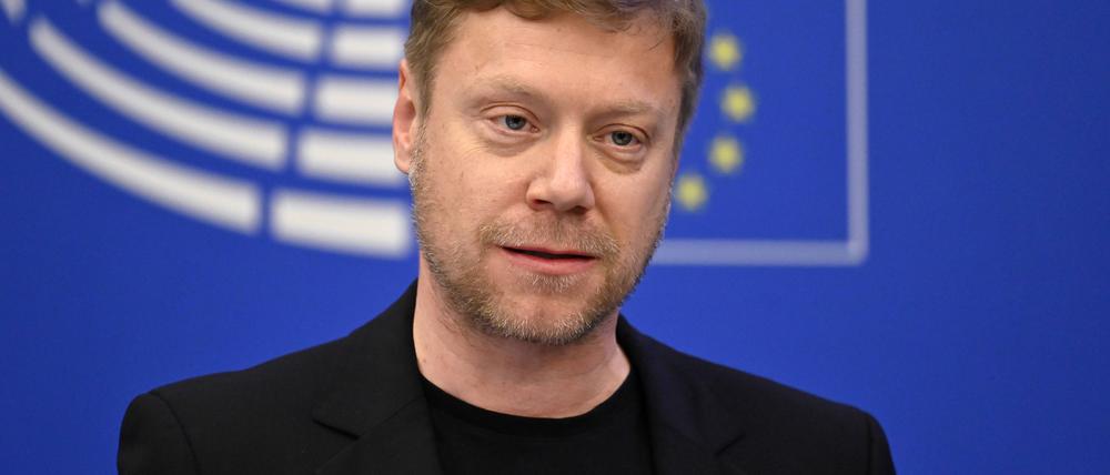 Martin Schirdewan ist Vorsitzender der Linkspartei und Co-Fraktionsvorsitzender im Europäischen Parlament.