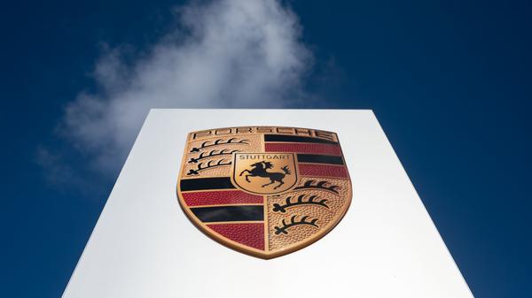 Seit mehr als zwei Jahren prüft Porsche den Bau einer Zellenfabrik in Schwarzheide. 