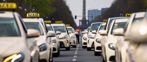 Taxis gehören in Berlin zum Stadtbild. Doch die Branche ist unter Druck.
