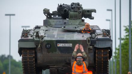 Deutschland wird nun erste Panzer des Typs Marder an die Ukraine liefern.