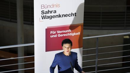 20.02.2024, Berlin: Sahra Wagenknecht, fraktionslos und Bundesvorsitzende vom Bündnis Sahra Wagenknecht (BSW), gibt ein Pressestatement im Paul-Löbe-Haus. 