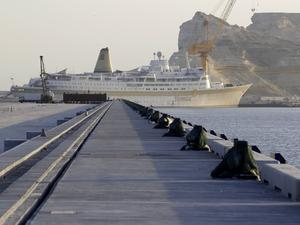 Der Hafen von Duqm im Oman soll ein künftiger Elektrolysestandort zur Produktion von Wasserstoff werden. 