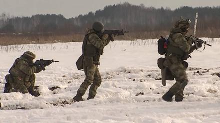 Gemeinsames Kampftraining von russischen und belarussischen Soldaten auf einem Truppenübungsplatz (Symbolbild)