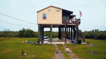 Auf den Inseln im Mississippi-Delta wappnet man sich beim Hausbau gegen die Flut.