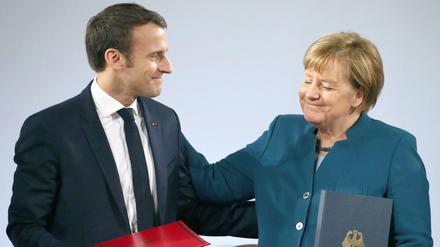 Emmanuel Macron und Angela Merkel nach der Unterzeichnung des deutsch-französischen Freundschaftsvertrags im Januar 2019.