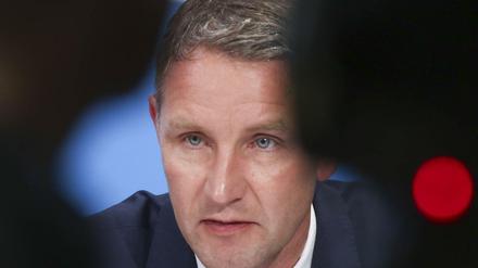 Radikalisierer der AfD. Björn Höcke, Landeschef der Partei in Thüringen, gilt als Frontmann des angeblich aufgelösten "Flügel". Der Verfassungsschutz hat die Gruppierung als rechtsextrem eingestuft