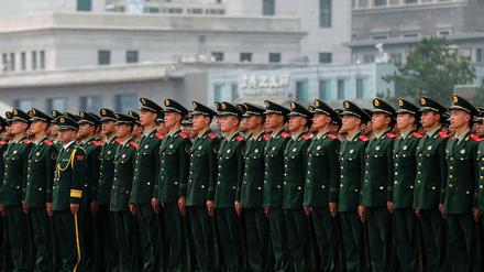 Militärparade in Peking zum 90. Geburtstag der Armee. 