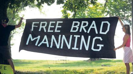 Solidaritätsaktion. Der US-Gefreite Manning sitzt im Militärgefängnis von Quantico im Bundesstaat Virginia in Haft. In der Nähe des Gefängnisses versammelten sich bereits im vergangenen Sommer Unterstützer, die seine Freilassung forderten.