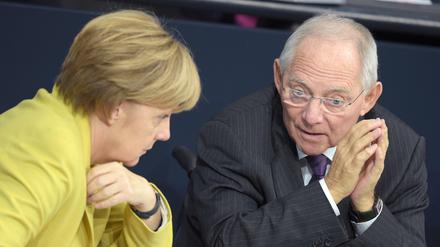 Bundeskanzlerin Angela Merkel und Finanzminister Wolfgang Schäuble (beide CDU) 