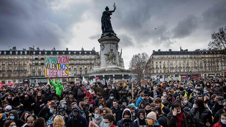 Auch auf dem Platz der Republik in Paris demonstrierten die Franzosen.