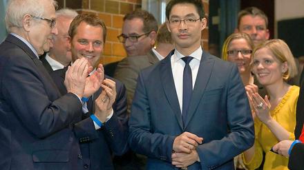 Die Partei von FDP-Chef Philipp Rösler feierte auch wegen der Zweitstimmenkampagne der CDU in Niedersachsen einen großen Erfolg. 