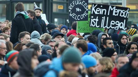 Deutschland ist in der Flüchtlingsfrage gespalten. Beim Streiten sollten nur einige Regeln beachtet werden.