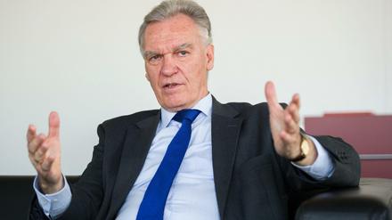 Jörg Ziercke, scheidender Präsident des Bundeskriminalamtes, warnt vor islamistischen Terror in Deutschland.