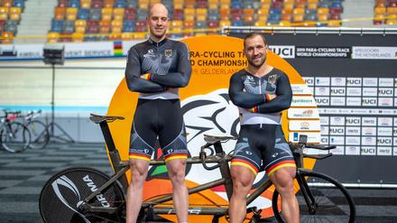 Zwei Mann, ein Rad. Kai Kruse (l.) und Robert Förstemann wollen den deutschen Rekord knacken.