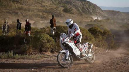 Der polnische Motorradfahrer Michael Hernik verunglückte auf der dritten Etappe der Rallye Dakar.