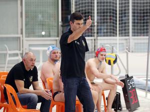 Trainer Alexander Tchigir und der OSC Potsdam haben zum ersten Mal gegen die Wasserfreunde gewonnen.  