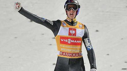 Der Österreicher Gregor Schlierenzauer ist derzeit das Maß aller Dinge im Skispringen.
