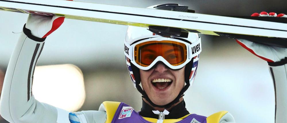 Der Norweger Daniel Andre Tande gewinnt das Neujahrsspringen in Garmisch-Partenkirchen.