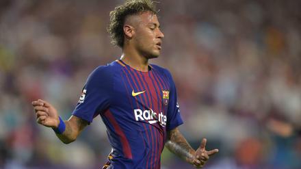 Für die Rekordsumme von 222 Millionen Euro wird Neymar wohl von Barcelona nach Paris wechseln.
