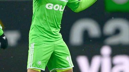 Ein Tor erzielt, eines vorbereitet und anschließend oben bedankt: Der Wolfsburger Spielmacher Diego.