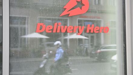 2020 stieg der Lieferdienst Delivery Hero in den Deutschen Aktienindex (Dax) auf. Profitabel ist das Berliner Unternehmen nicht.