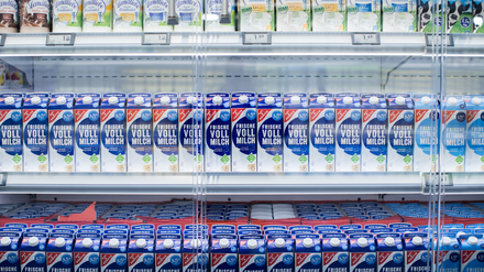 Milch im Supermarkt: Die Billigmilch verschwindet.