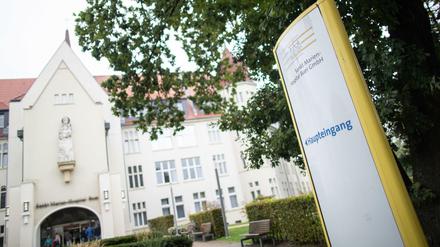 Drei Fälle von Handfehlbildungen registrierte das Sankt Marien-Hospital Buer. Nach Prüfung sagt das NRW-Gesundheitsministerium nun, es seien „keine offensichtlichen Trends und regionalen Häufungen“ zu erkennen.