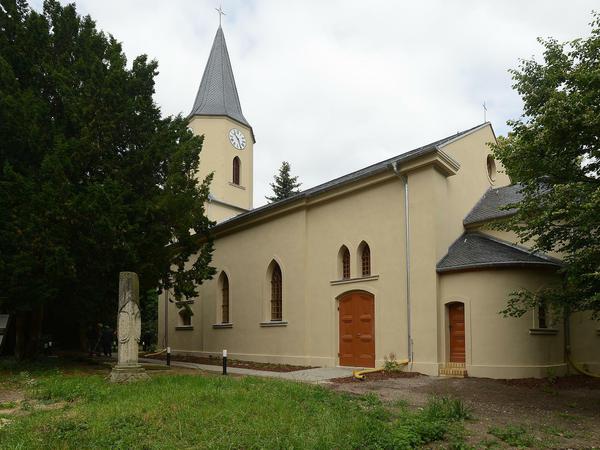 Nach der Renovierung: So sieht die Autobahnkirche in Zeestow inzwischen aus ...