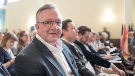 Wieder ein Rücktritt: Berliner früherer CDU-Chef und Ex-Innensenator Frank Henkel