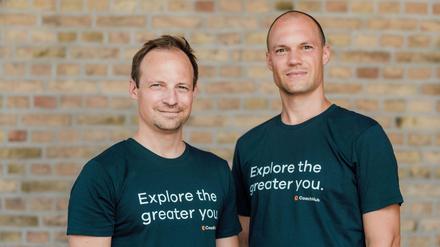 Die Brüder Yannis Niebelschütz (links) und Matti Niebelschütz, Gründer des Berliner Start-ups CoachHub.