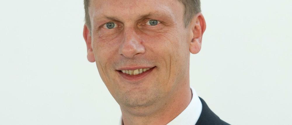 Hat rechtmäßig seine Corona-Impfung erhalten: Holger Kelch (CDU), Oberbürgermeister von Cottbus.