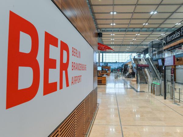 Blick in das Hauptterminalgebäude des Hauptstadtflughafens Berlin Brandenburg Willy Brandt (BER). 