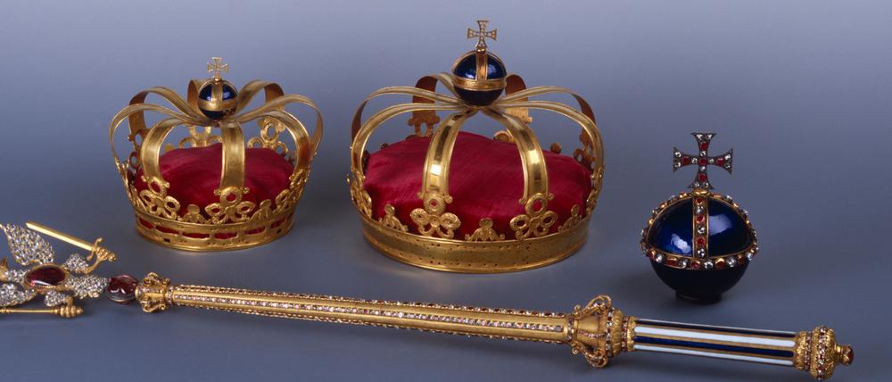 Krone, Reichsapfel und Reichszepter im Schloss Charlottenburg - Leihgaben von Georg Friedrich von Preußen 