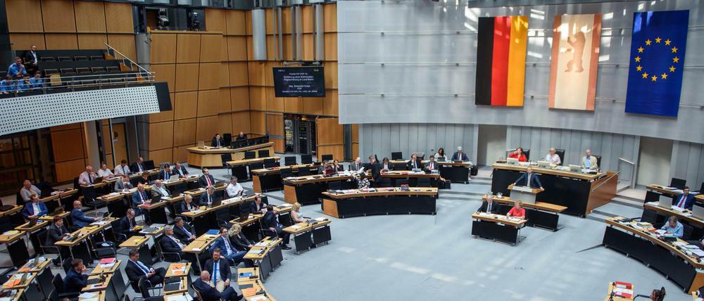 Niedriger Frauenanteil: Am Dienstagabend diskutierte man im Berliner Abgeordnetenhaus über das Paritégesetz.