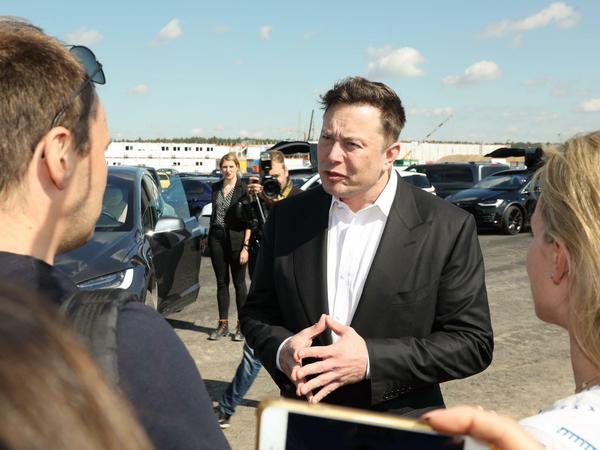 Sah in Grünheide erstmals persönlich nach dem Rechten: Tesla-Chef Elon Musk.