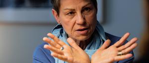 Berlins Sozialsenatorin Elke Breitenbach fürchtet, dass Obdachlose tagsüber nicht mehr genug Anlaufstellen haben könnten.